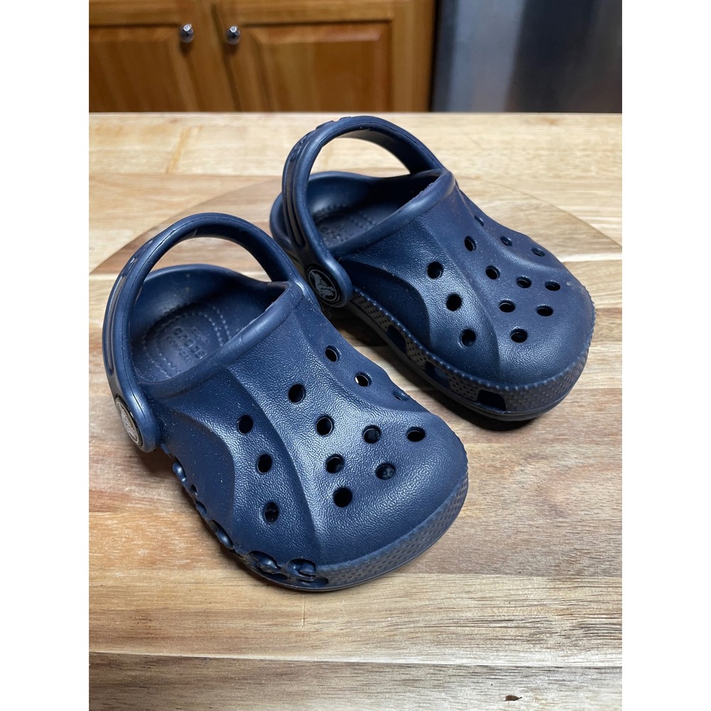Kids Navy Blue Crocs Clog Shoes Size 5 Toddler NWOT
